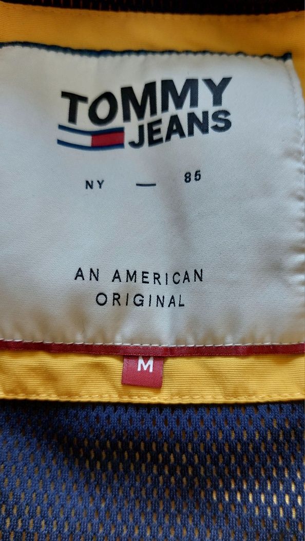 Tommy Hilfiger nowa kurtka męska lekka r. M