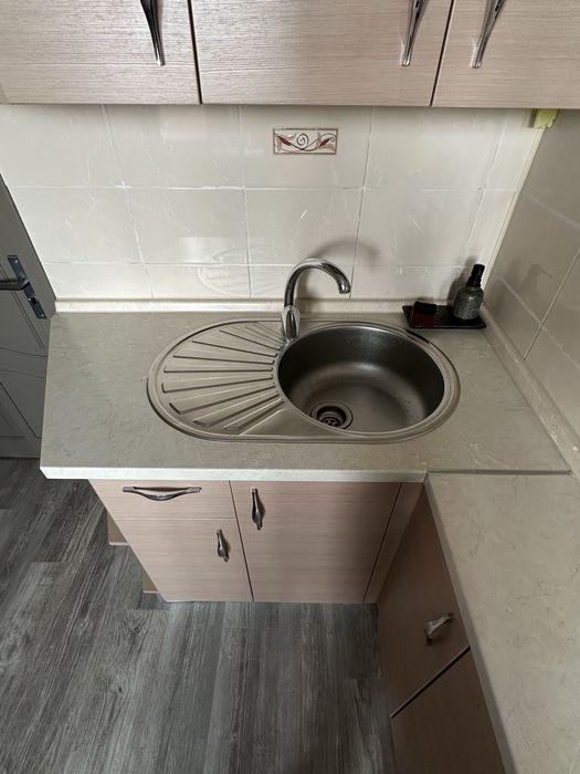 Кухня б/у в хорошем состоянии, полный комплект