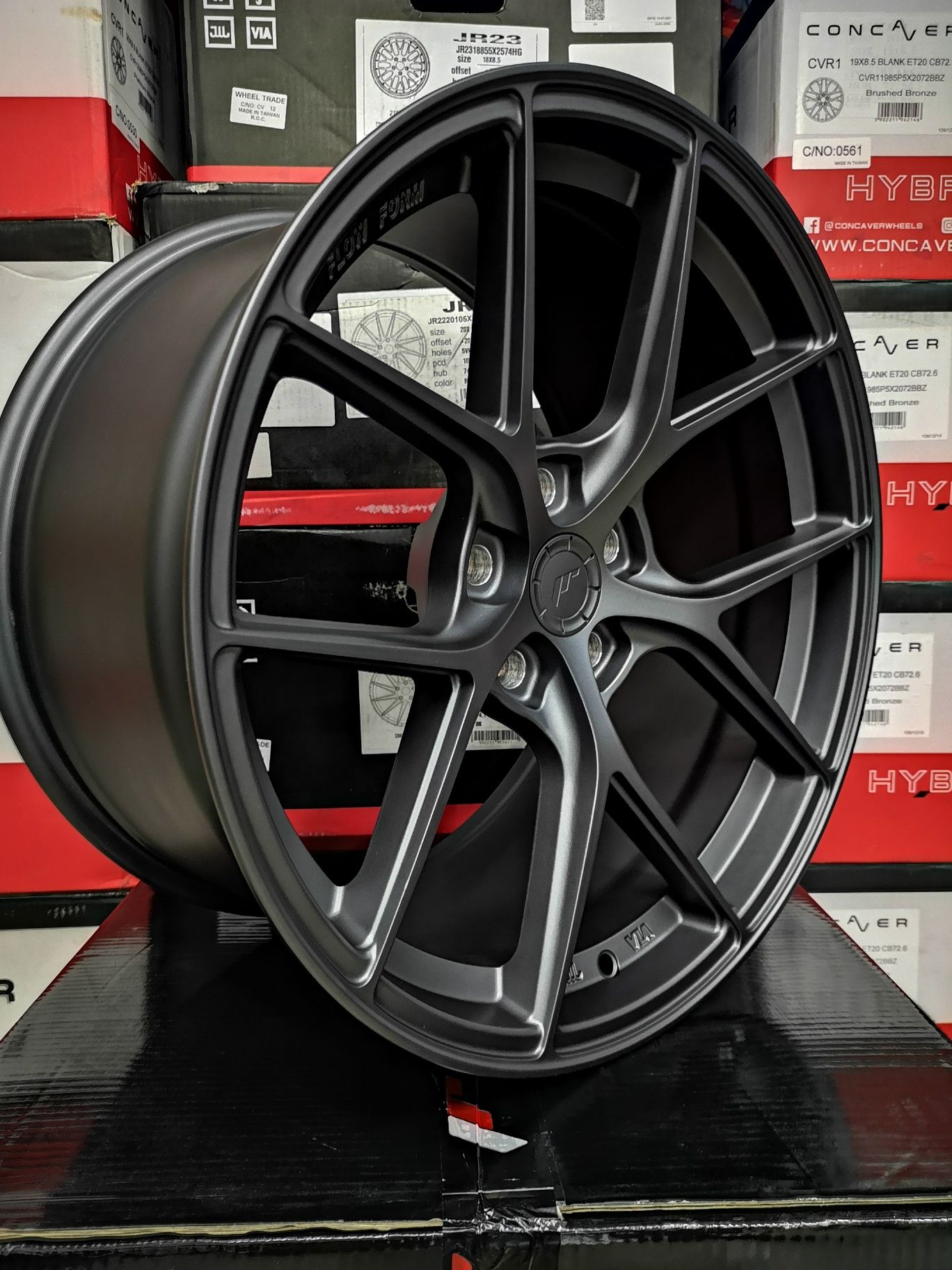 Lekkie Japan Racing SL01 19x8,5 ET45 5x112 Seat Leon III 5F FR Cupra