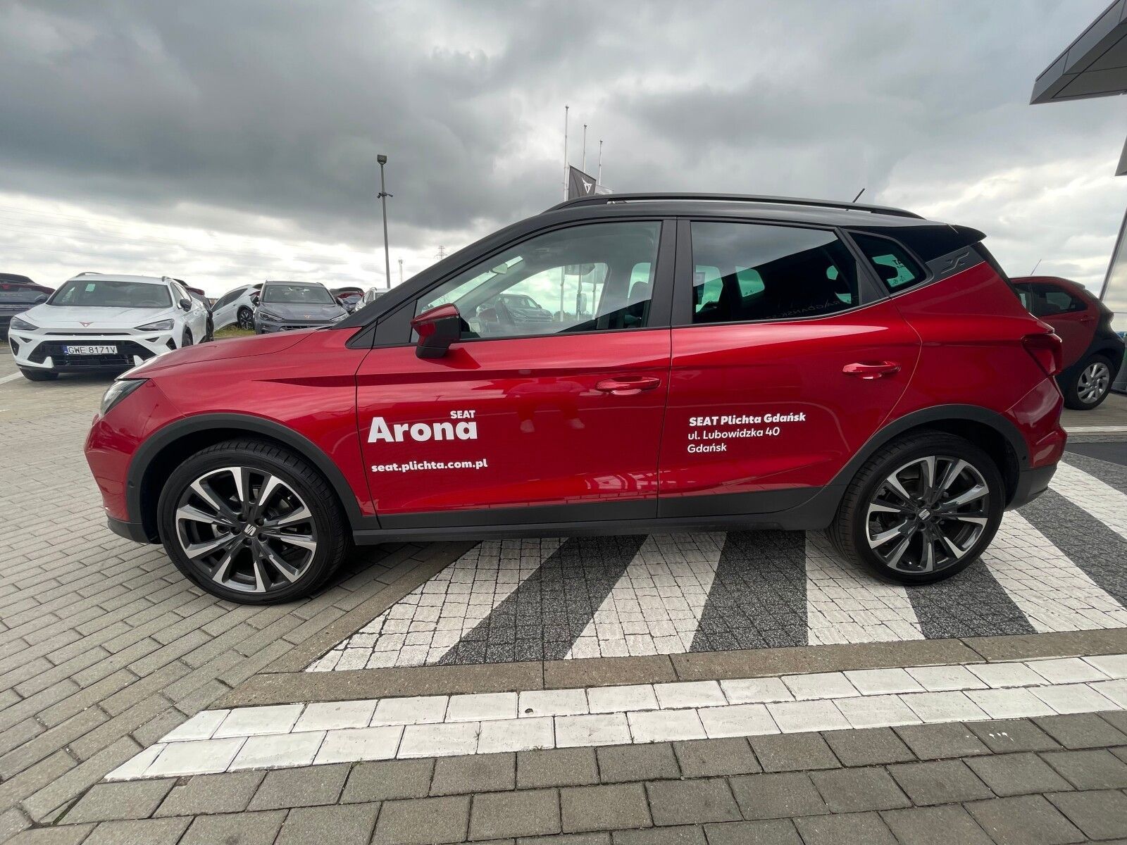 Seat Arona Pakiety: Spring, Vision Plus, Schowków, DEMO