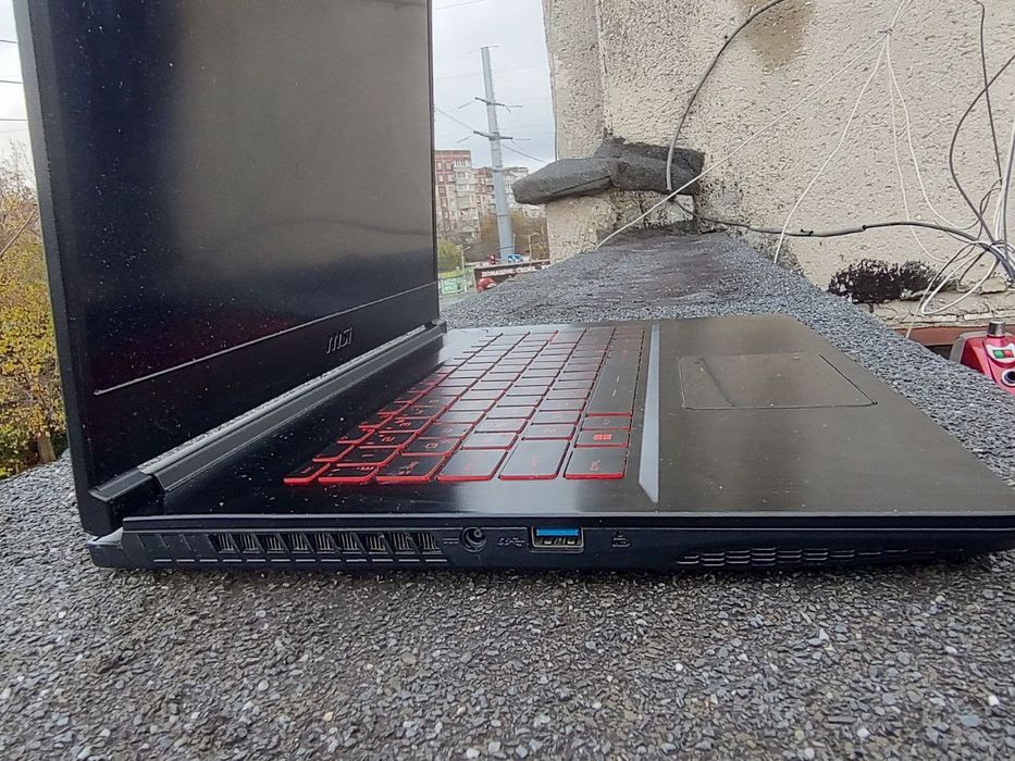 Ноутбук MSI rtx 3050