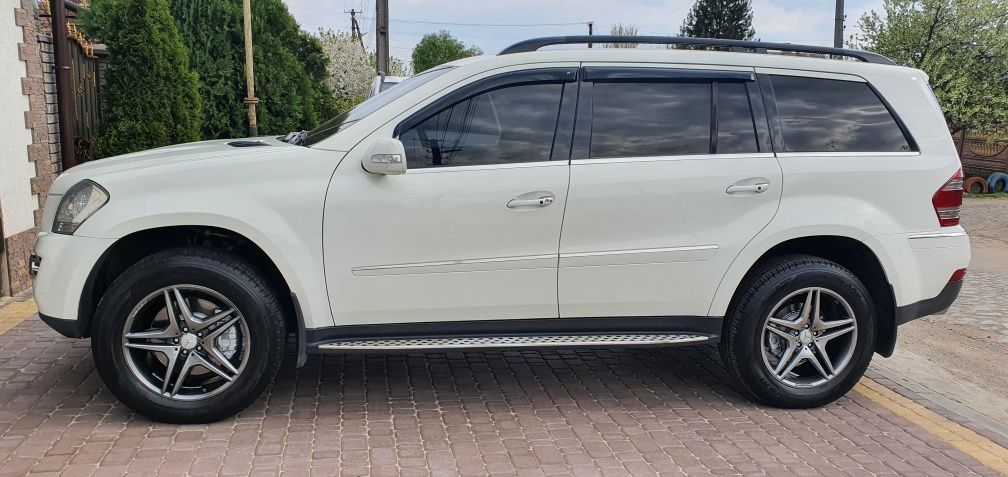 Mercedes GL500 5.0л