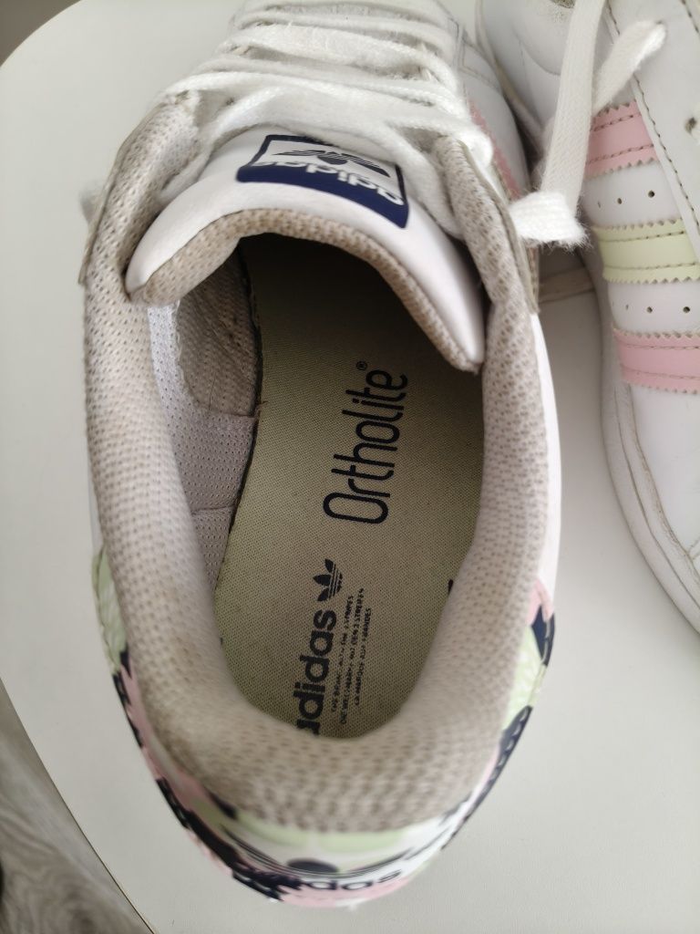Tênis Adidas n34
