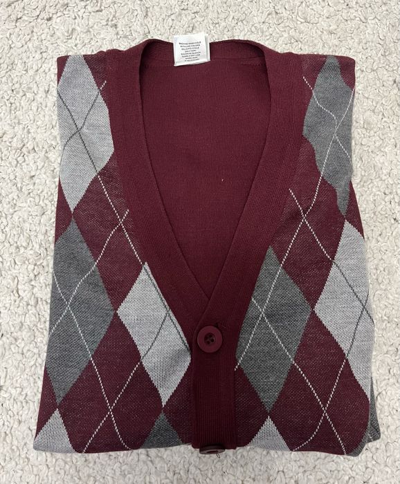 Чоловічий кардиган з класичним візерунком ромби