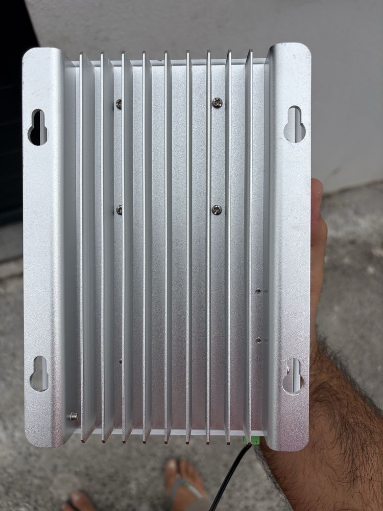 EZA - Regulador de carga solar MPPT 40 A