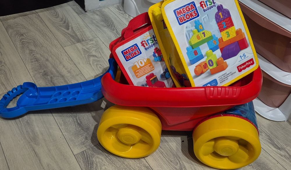Zestaw klocków z wózkiem zbieraczem mega blocks