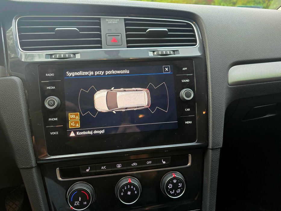 VW Golf 2019r 1.6TDi Salon PL. ASO, 2kpl kół, Faktura Vat 23%. Ładny
