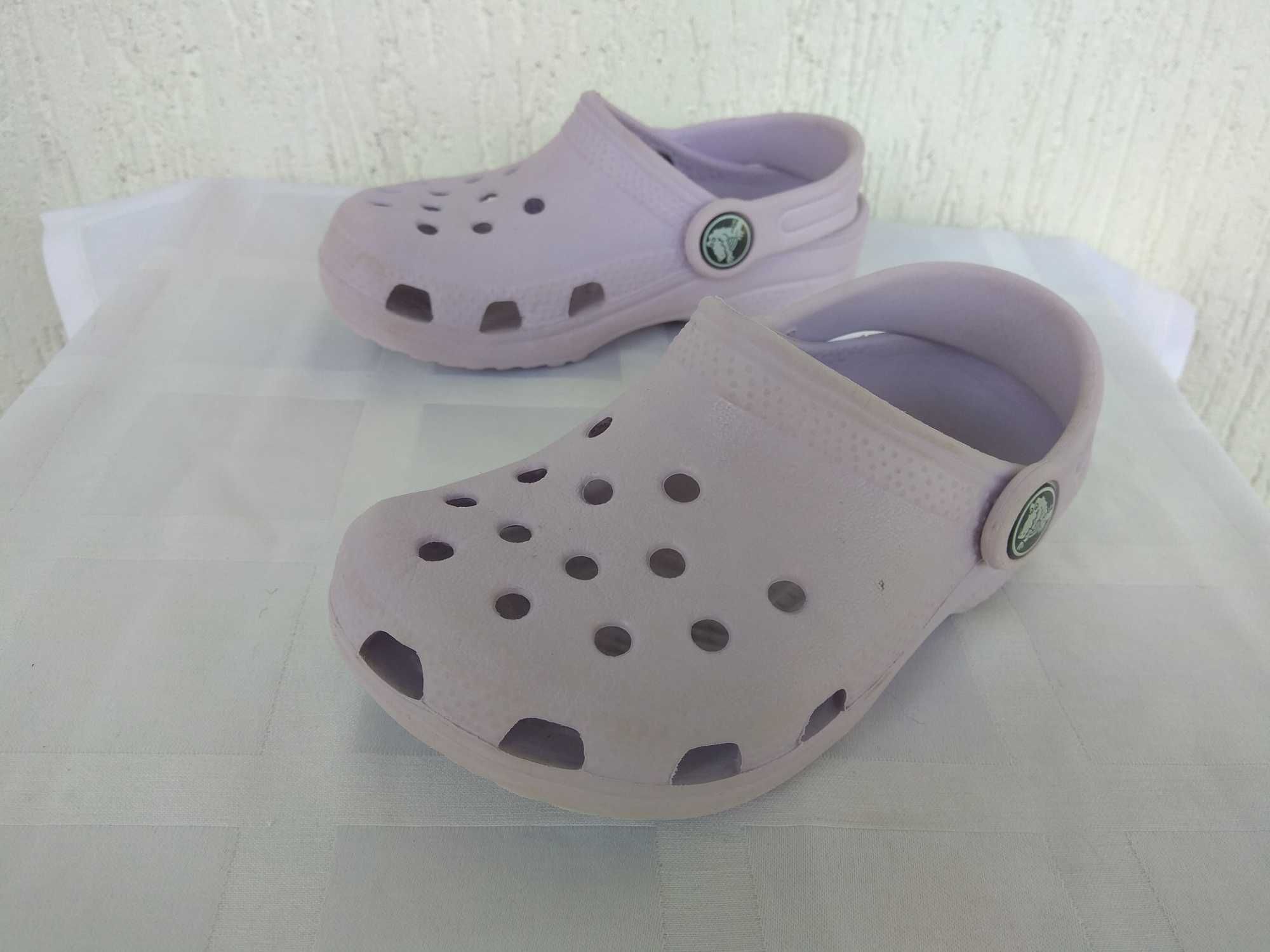 Босоножки, шлепки crocs р.25