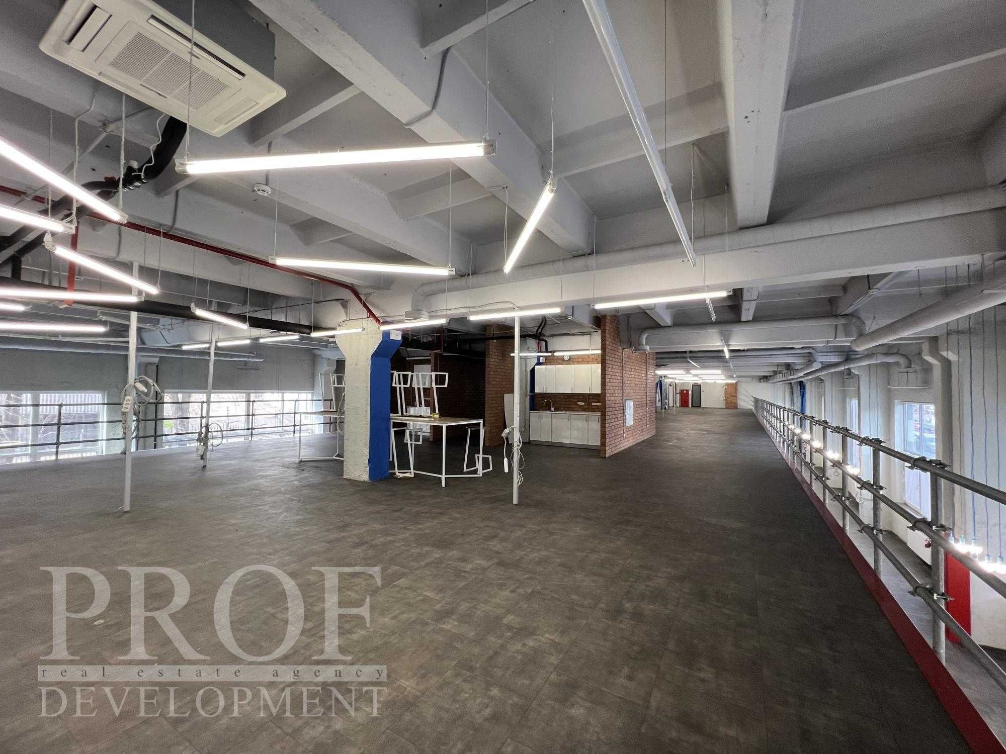 Сучасний LOFT з вільним плануванням (1700 м2)