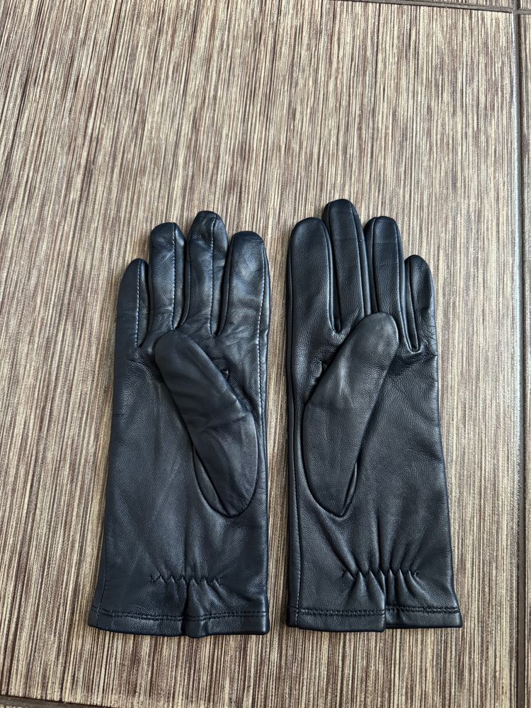 Якісні шкіряні рукавиці marks & Spencer,