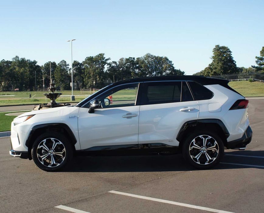 Toyota RAV4 Prime XSE      2024