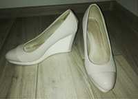 buty eleganckie koturny 40