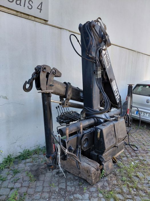 Grua hiab 070 camiao