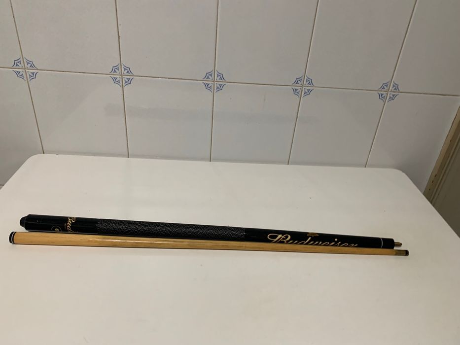 Taco de bilhar Budweser novo