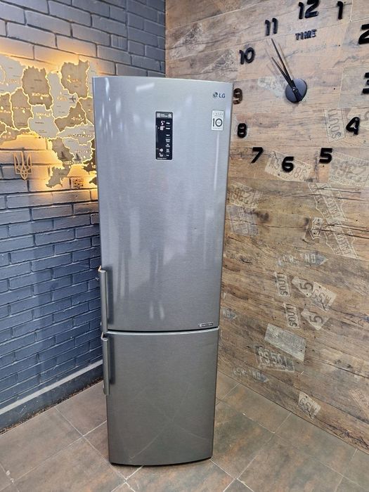 Холодильник  Whirlpool BSNF8101  стан нового