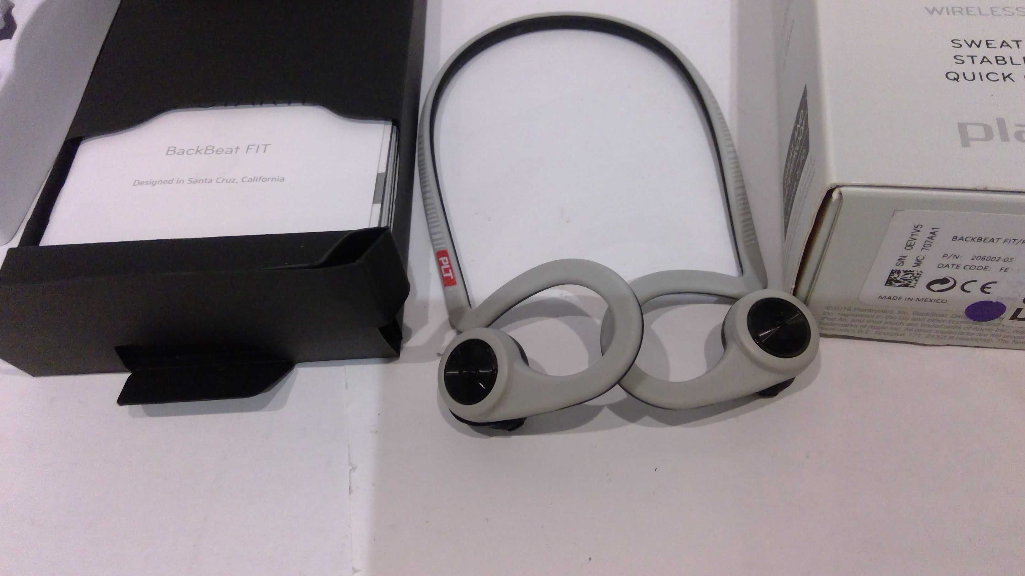 Bezprzewodowy zestaw słuchawkowy Plantronics BackBeat fit S67