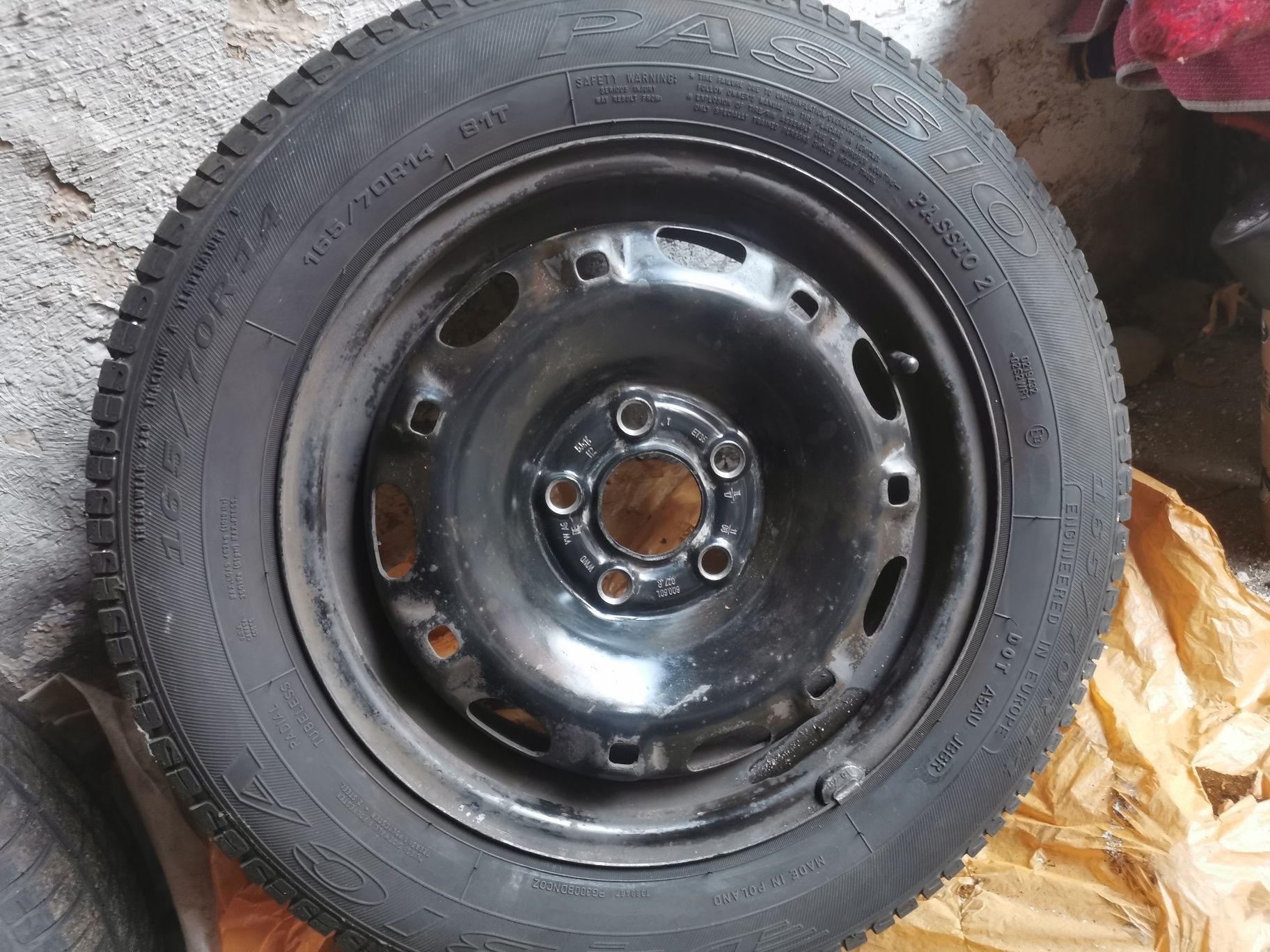 Koła VW polo 5j14 et35 165/70 r 14