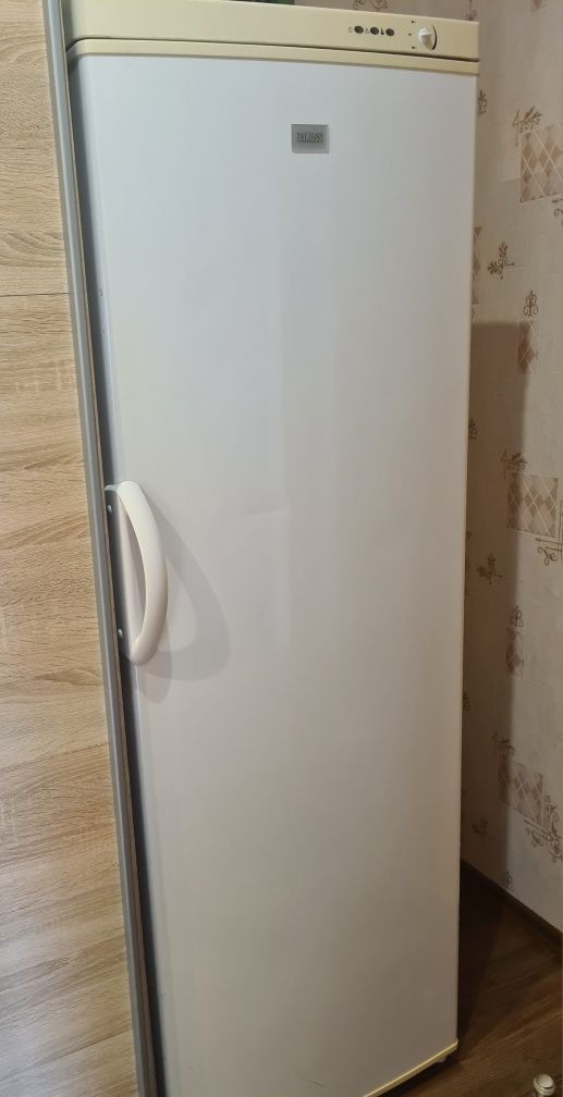 Морозильная камера Zanussi