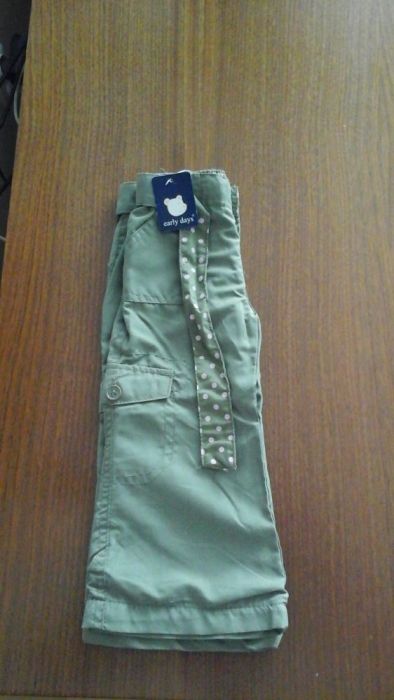 NOWE Spodnie dziewczęce EARLY DAYS kolor khaki rozmiar 12-18 miesięcy