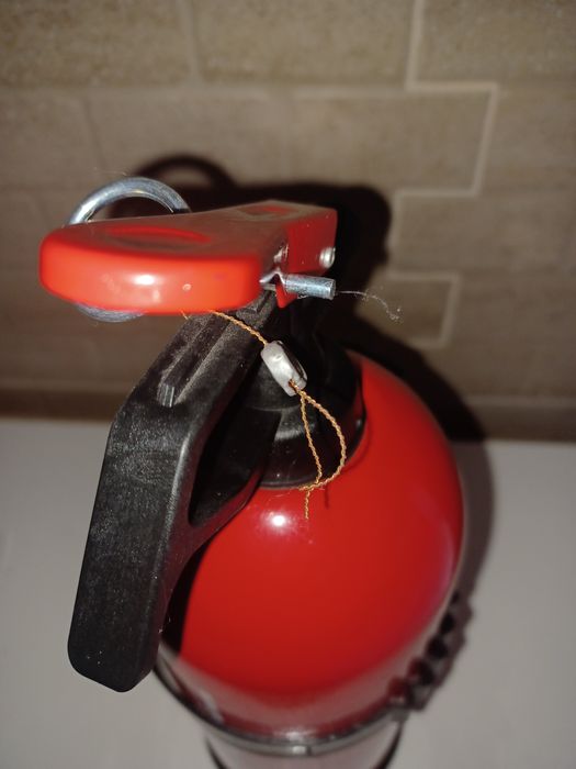 Extintor novo selado 1 Kg pó químico