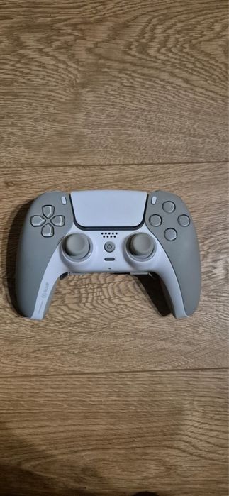 Kontroler Scuf Reflex