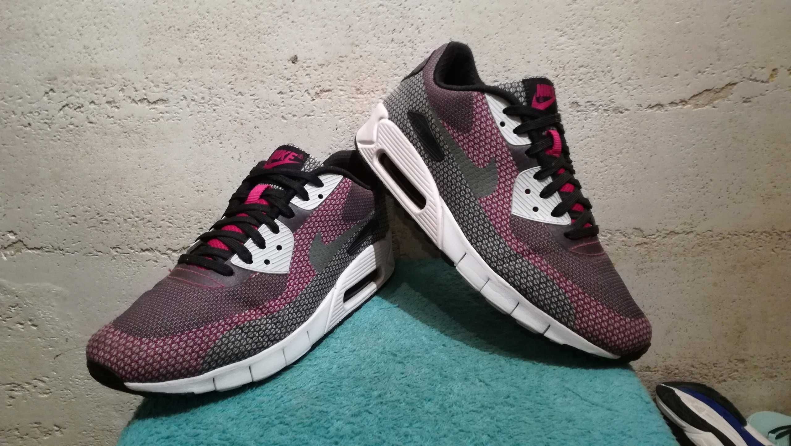 NIKE AIR MAX 90 JACQUARD r.40 czarno-czerwone stan bardzo dobry
