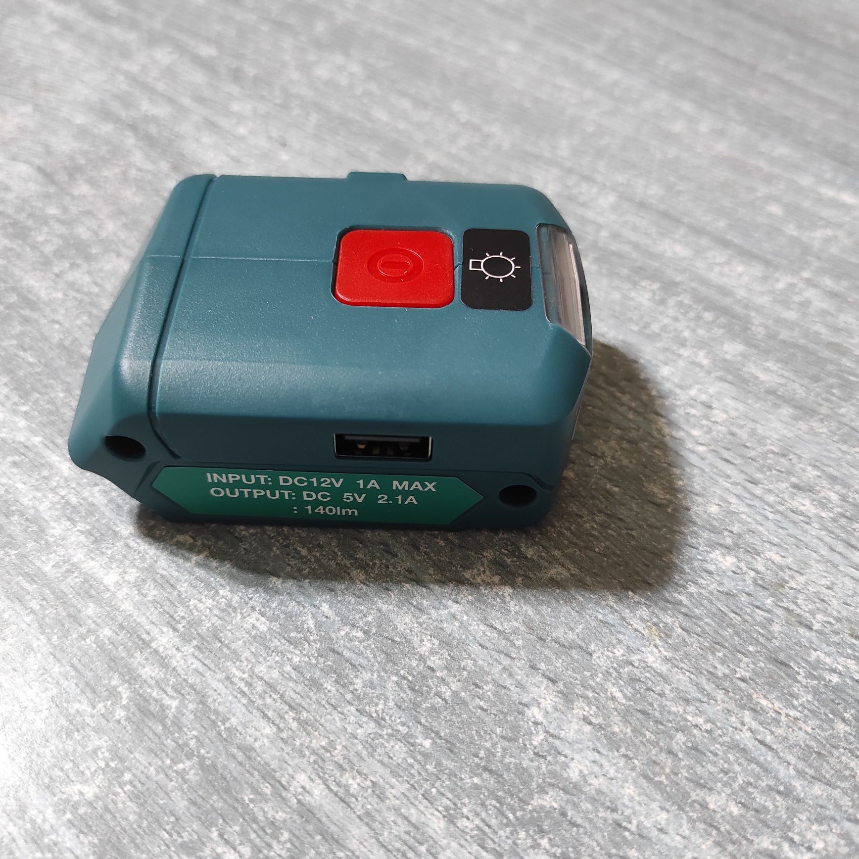 Adapter USB z latarka do baterii Makita 10.8-12v oraz 18v