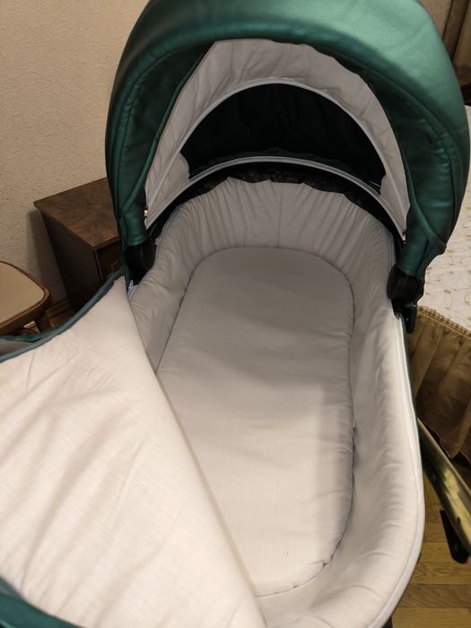 Шикарна дитяча коляска 2 в 1