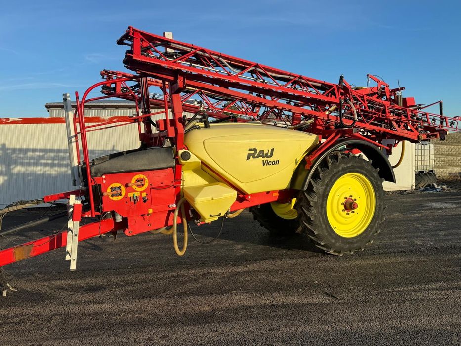 Opryskiwacz Rau Kverneland Explorer 2400l 21m 24 m