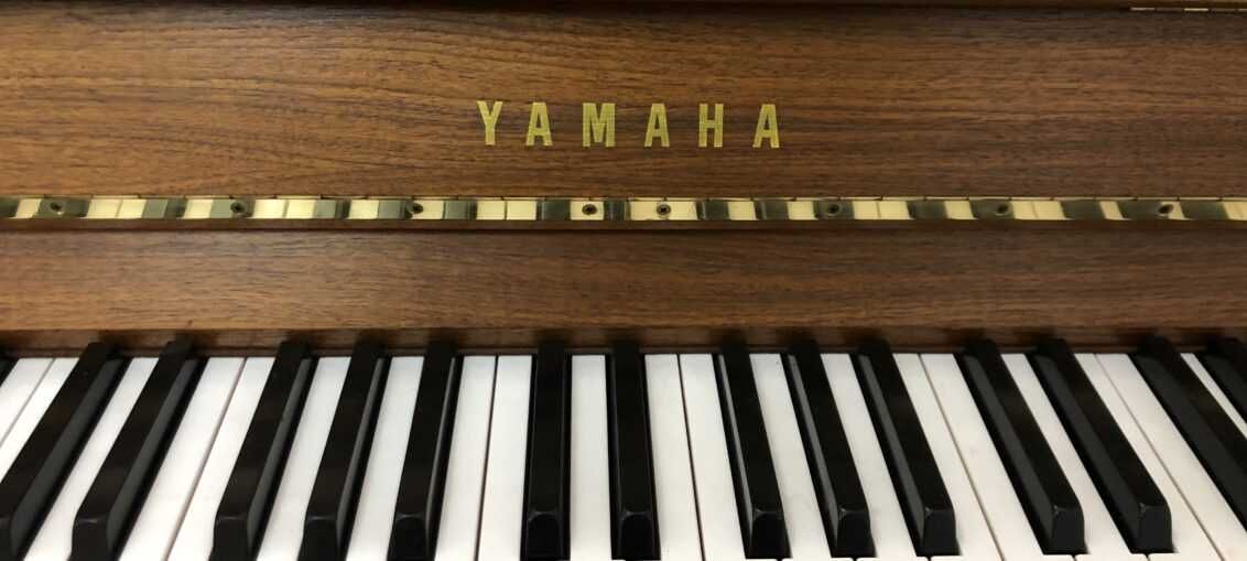 pianino akustyczne marki Yamaha