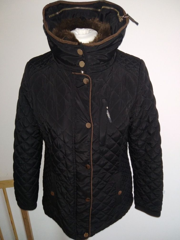 Czarna ocieplana kurtka pikowana Fashion for you 40/42 L/XL