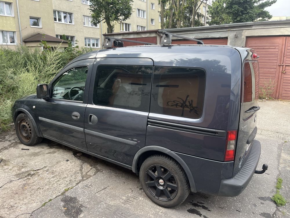 Opel combo c tour 1.7 cdti