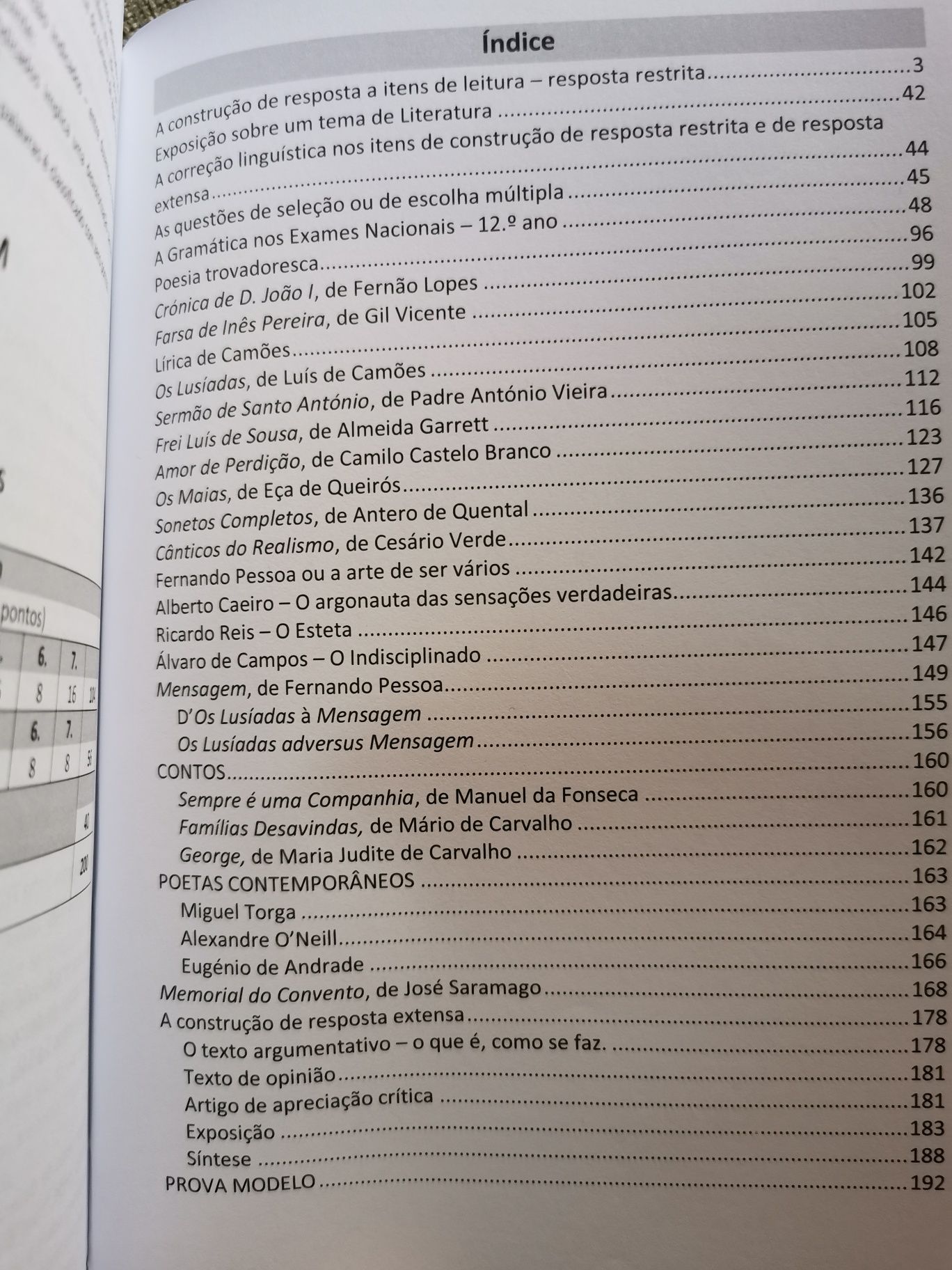 Livro de preparação para o exame nacional de português 12° ano