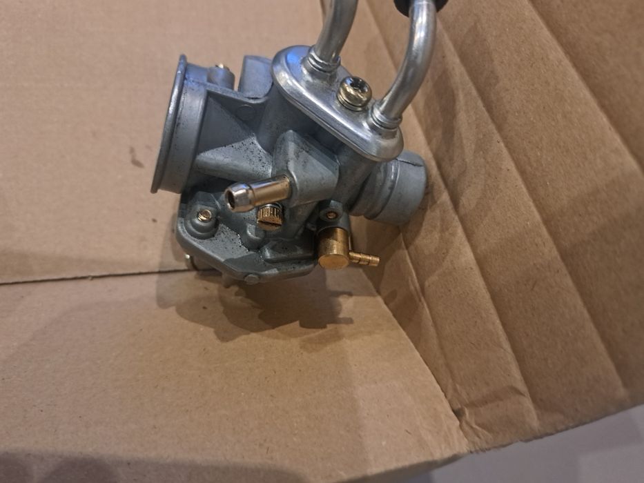 Gaźnik nowy do yamaha slider,Mbk, booster Aprilia.