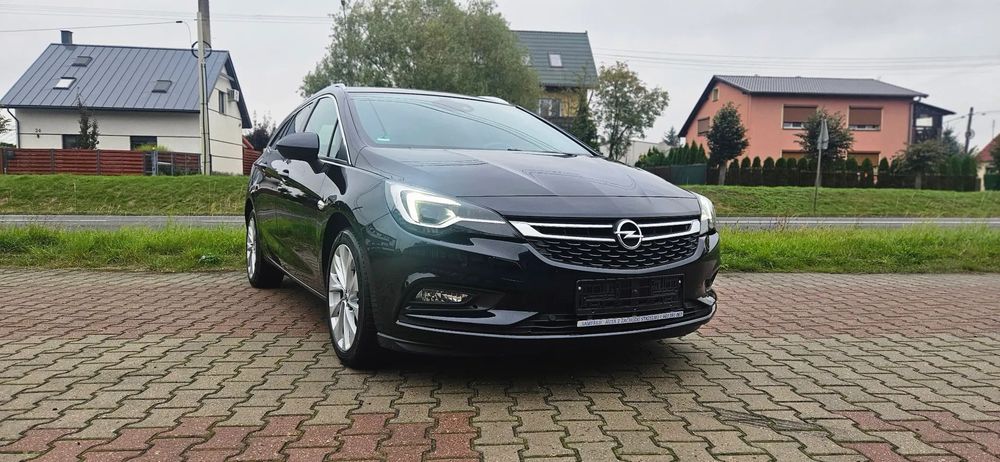 Opel Astra Super przebieg! Elektryczny bagażnik, lampy ILUX! 150KM !