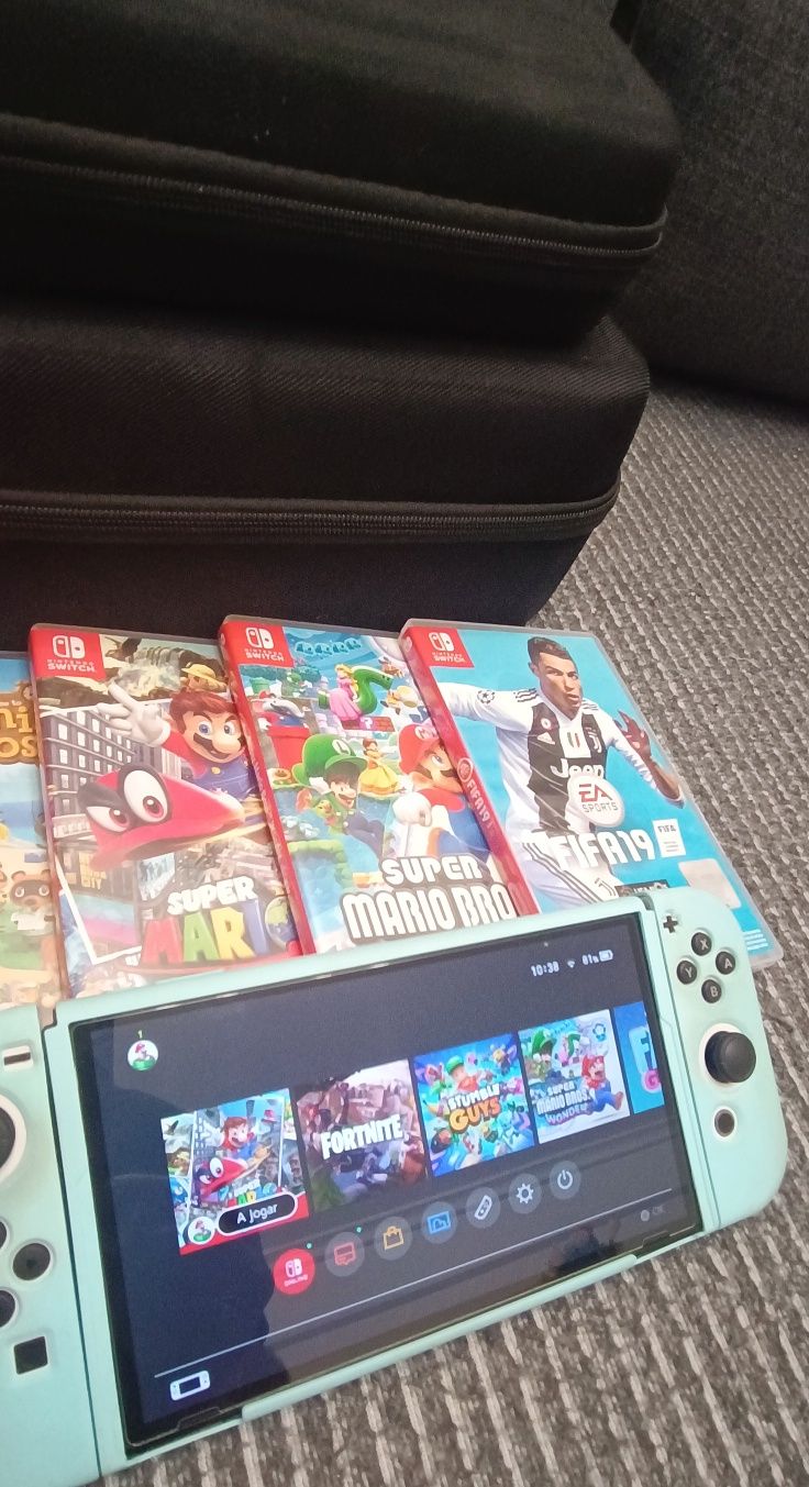 Nintendo Switch OLED