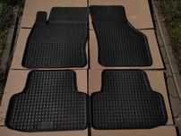 NOWE Dywaniki gumowe VW GOLF VII od 2012r dopasowane korytka korytko