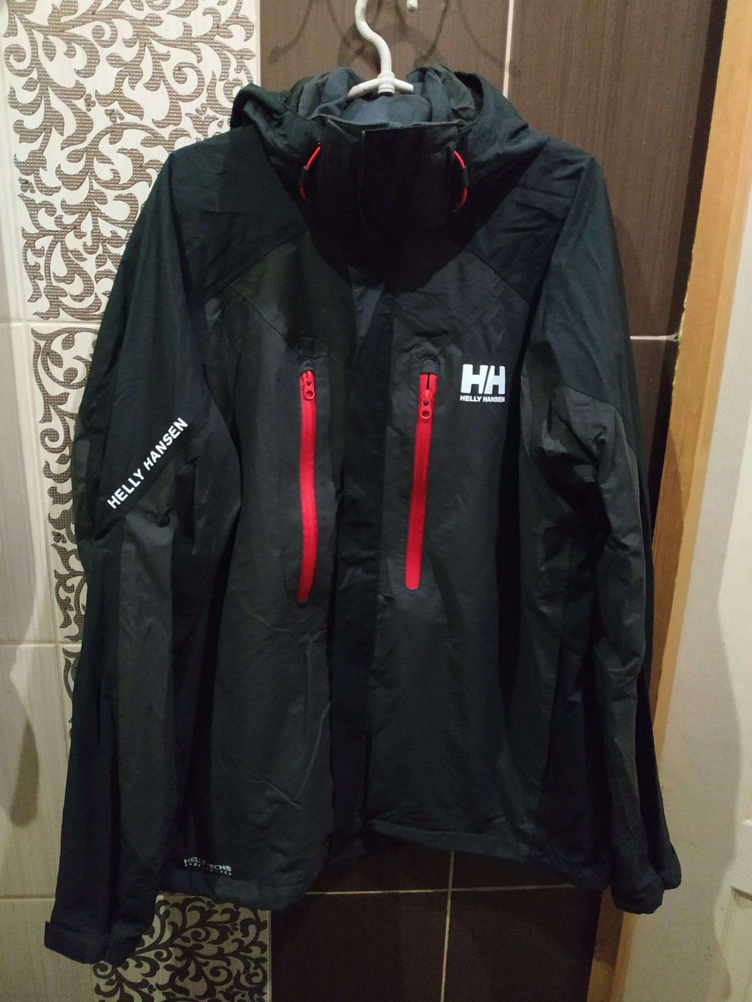 Мужская куртка, ветровка helly hansen helly tech performance