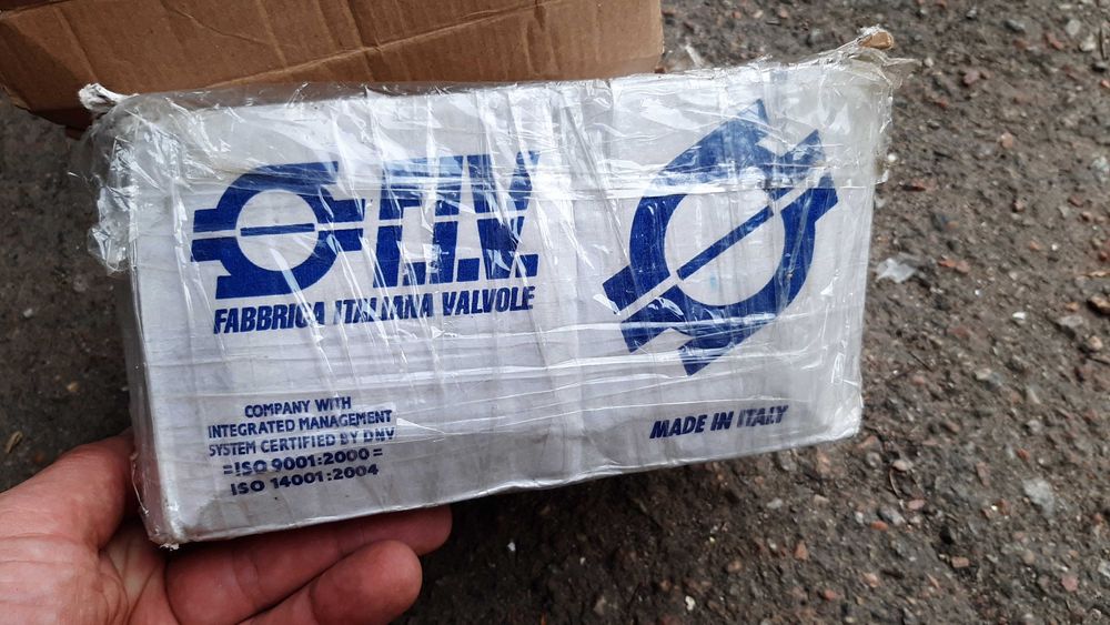 Обратний клапан 1"1/2 FIV ду 40 латунь Італія нові