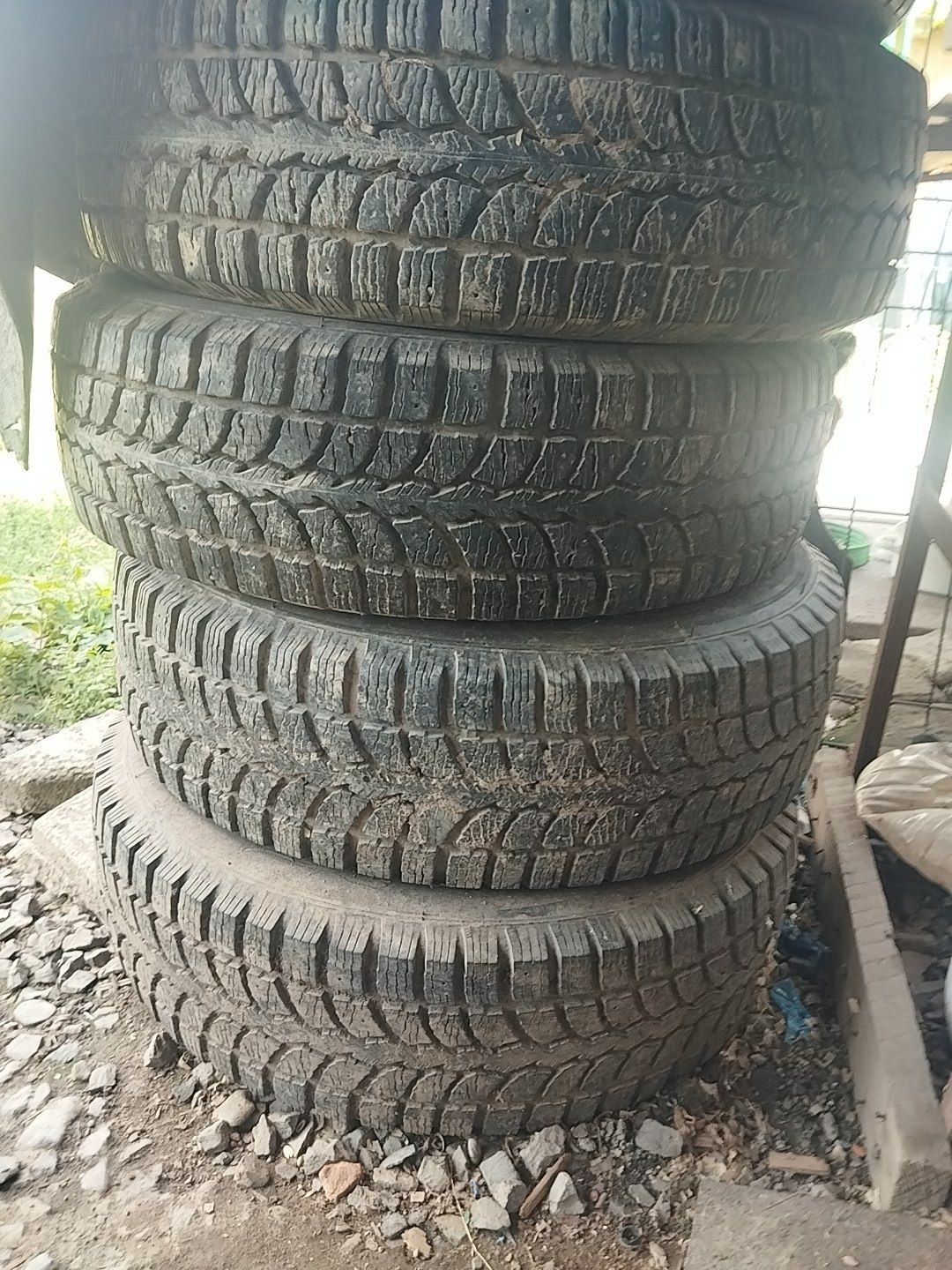 Продам шини з дисками r13 4/98