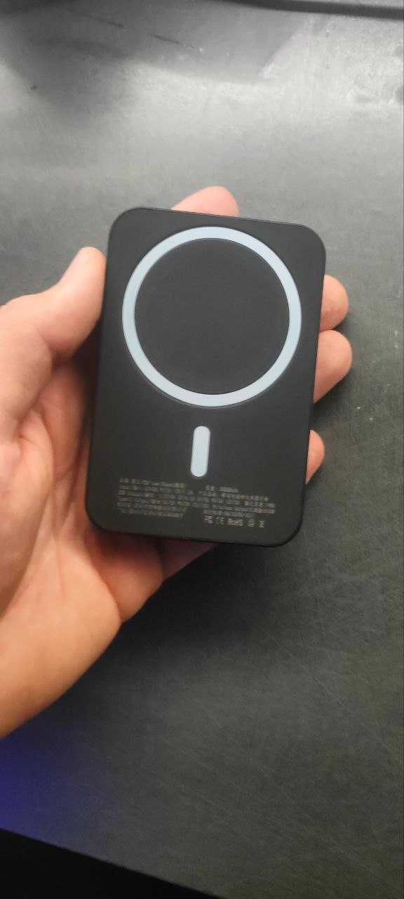 Power bank mac safe