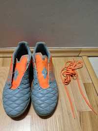Używane buty na piłkę nożną / football
