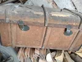Stara skrzynia - kufer do renowacji