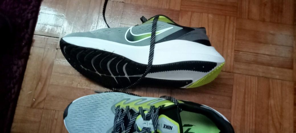 Sapatilhas marca Nike zoom original já ejeenizadas por 40€N:41