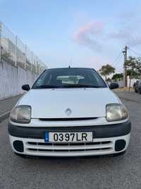 Renault Clio como novo