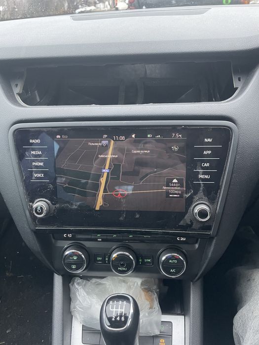Манітола Шкода,skoda октавія А7пассат б8