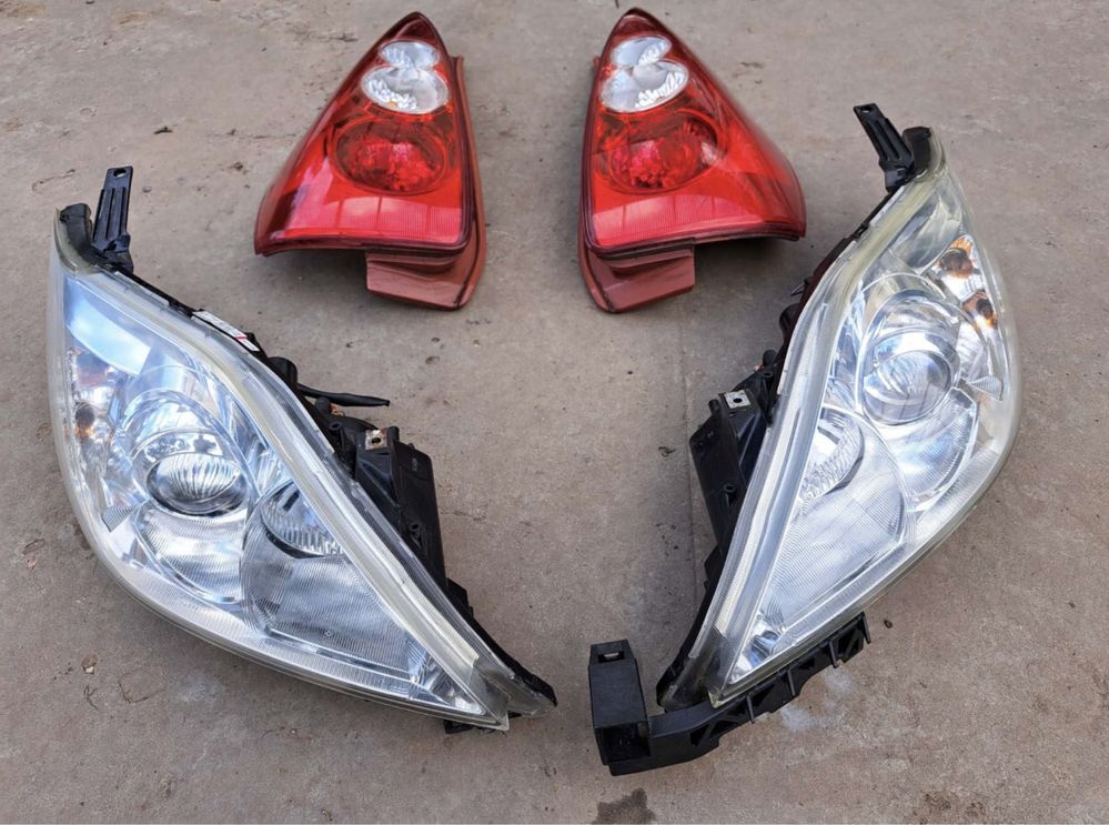 Фари фонарі туманки мазда 5 cr 19 L+R mazda 5