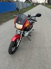 Продам мотоцикл Yamaha ybr 125