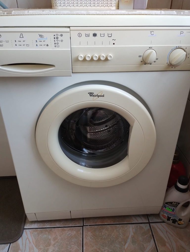 Pralka Whirlpool w bdb stanie.
