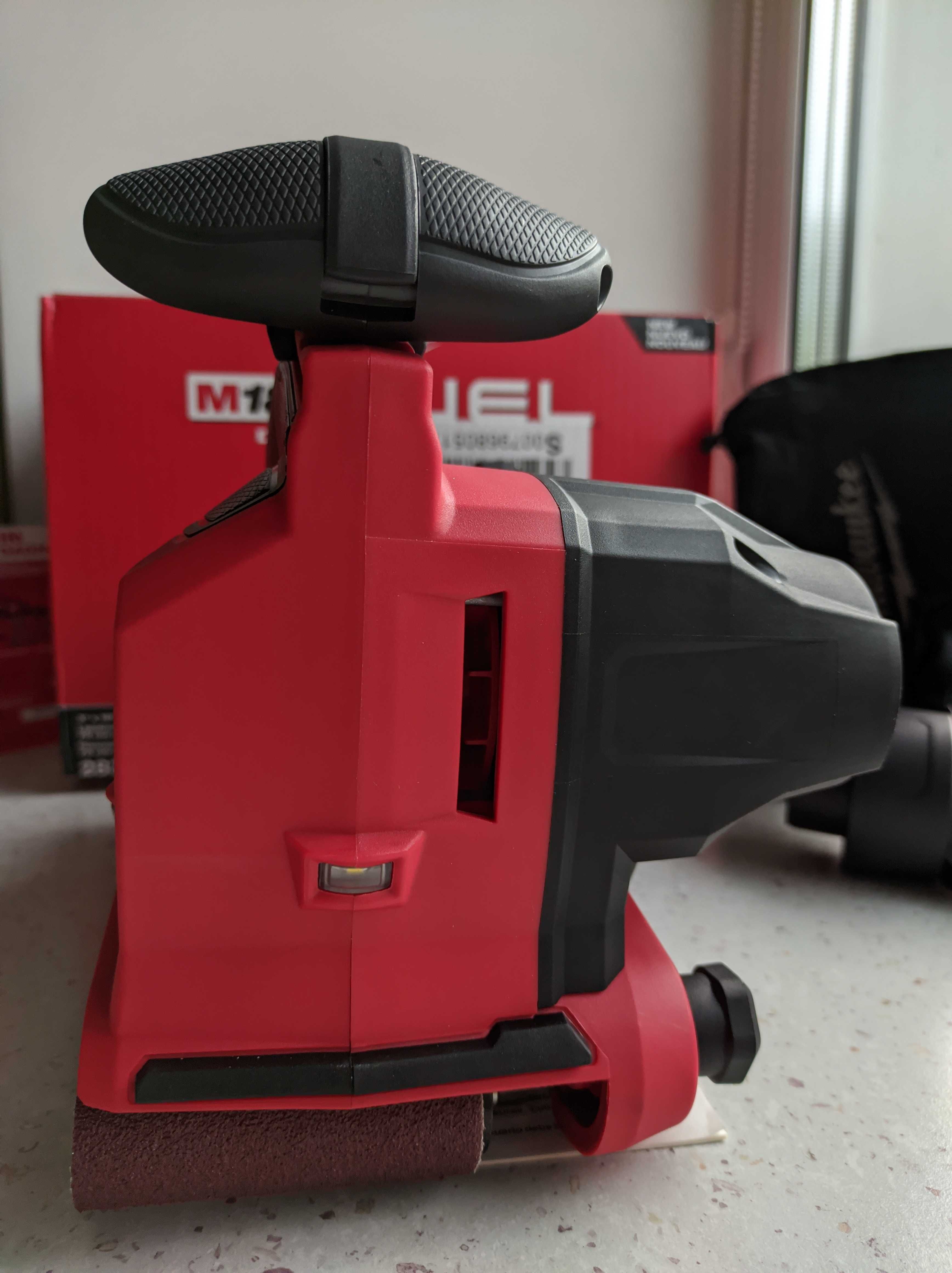 Аккумуляторная ленточная шлифовальная машина Milwaukee 2832-20 M18Fuel